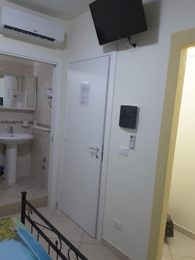 Stella Marina Rooms For Rent Portopalo Di Capo Passero エクステリア 写真